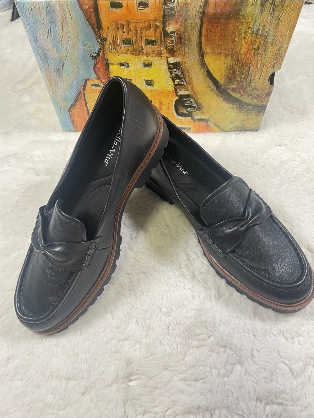 NWB Bella Vita Black Leather women’s Slip-On Loafer with Brown Sole, 12 W
